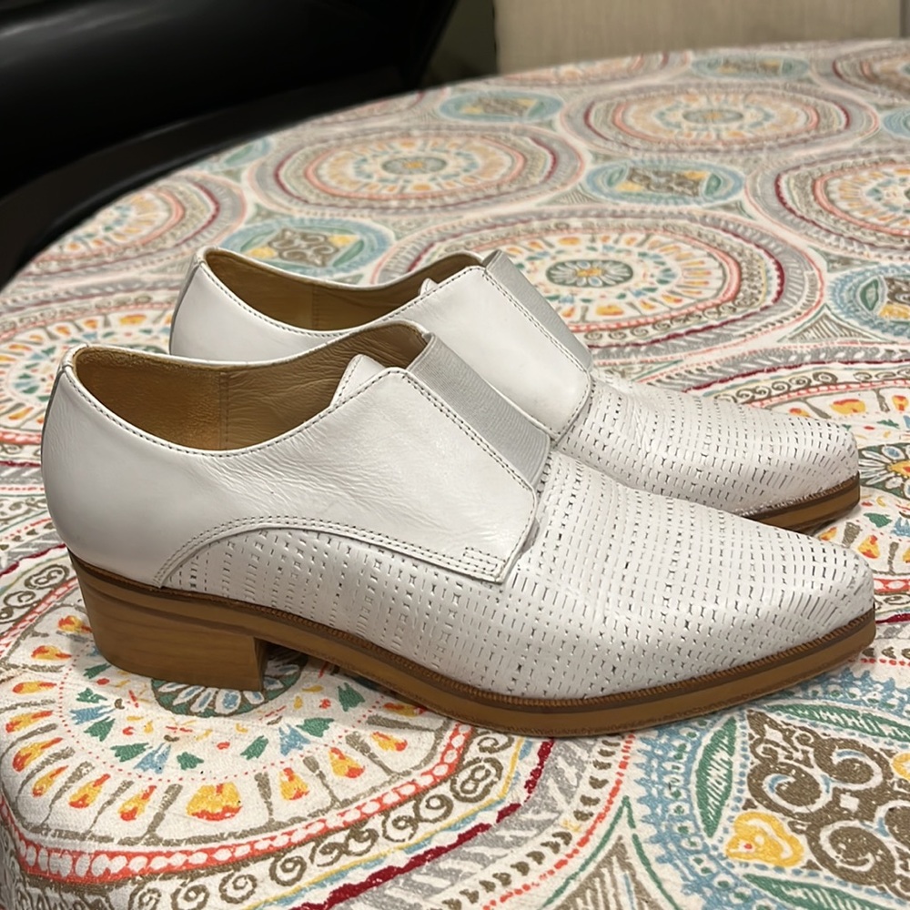 Modern Vintage Leather slip on size 5 women’s